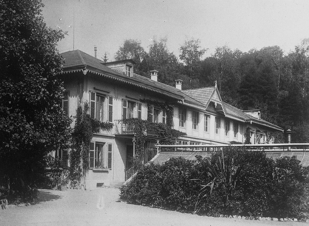 1905ca_Institut
