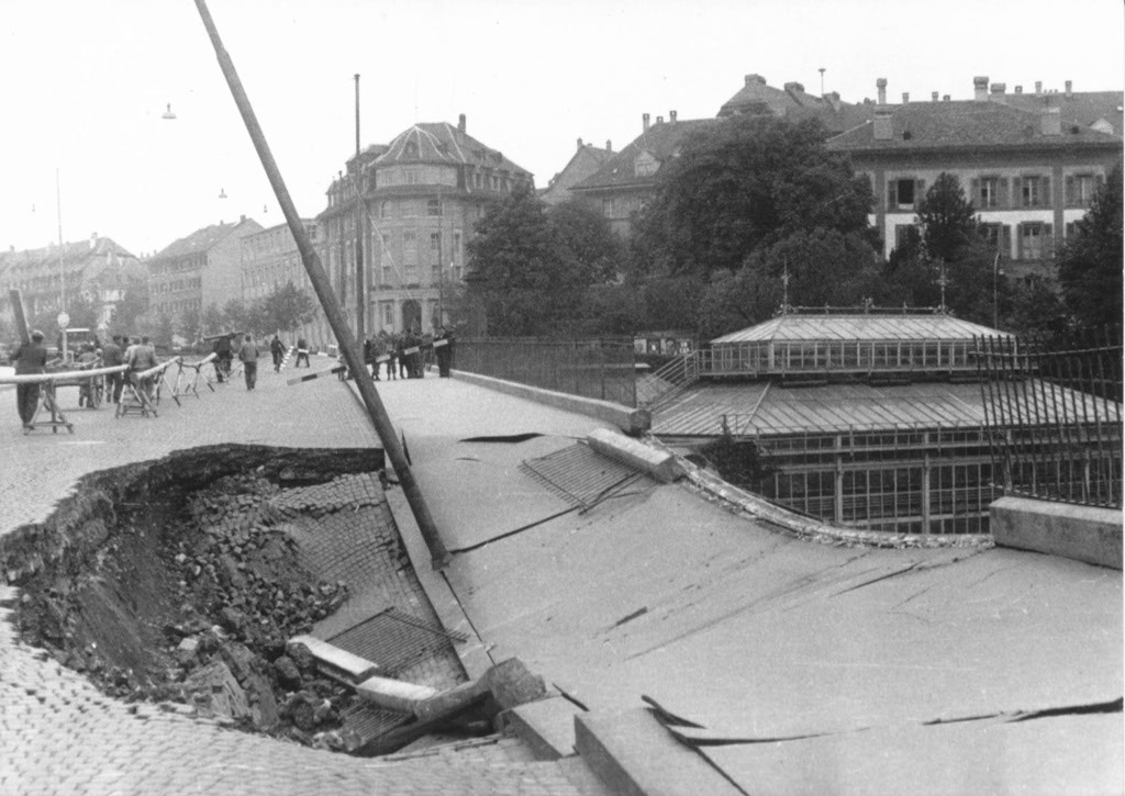 1948_Einsturz der Rampe LorraineBrücke